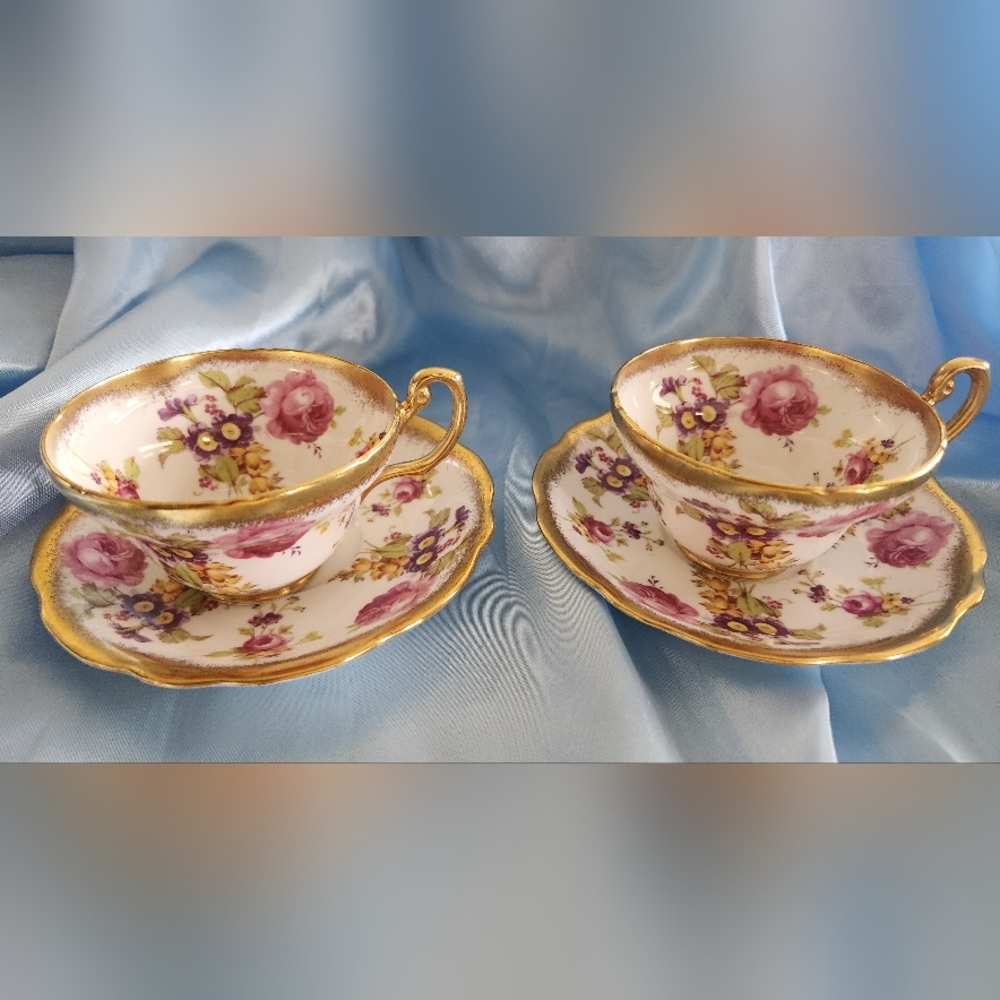 Elegantly Beautiful Foley Bone China Cup & Saucers - set Of 2. Made In England!